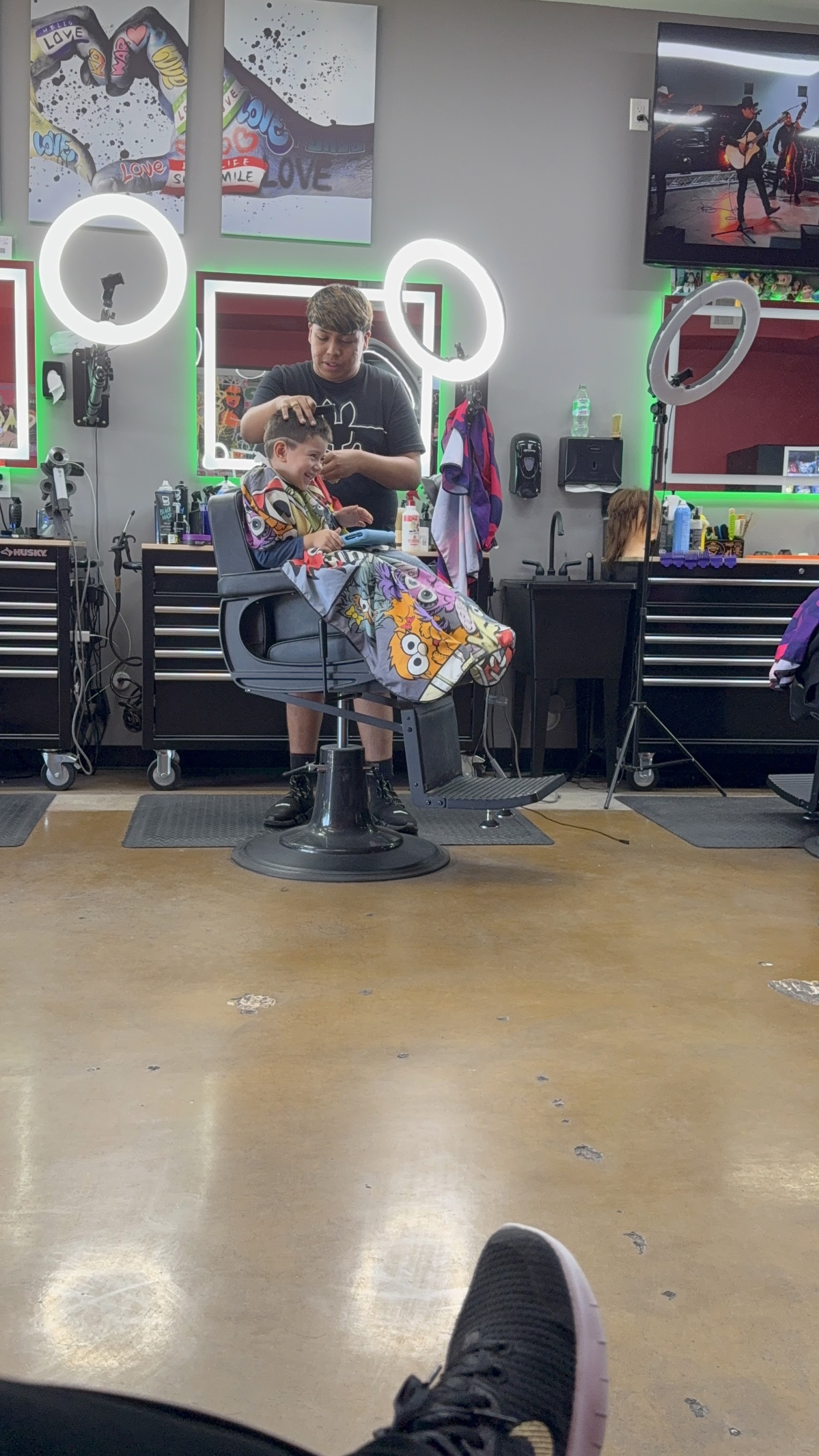 Barbershop haircut